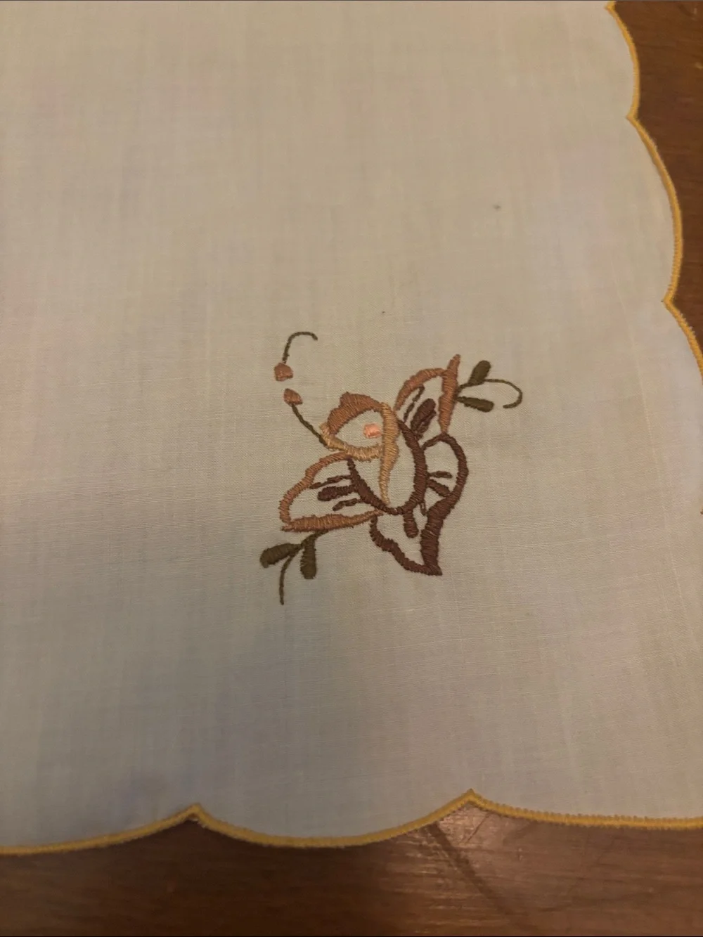 Vintage Embroidered Scalloped Edge Table Napkin Cream with Brown Floral Set 9